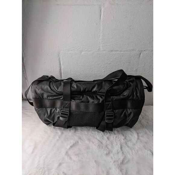 Under Armour Duffel Bag Medium Large Everyday Gym Bag‎ Black Camo - Picture 3 of 10